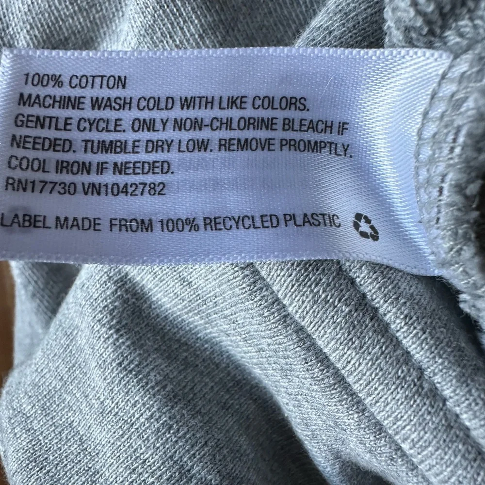 Women’s Gray V-Neck Crop Top Short Sleeve  Sweatshirt Size Small - Picture 4 of 6